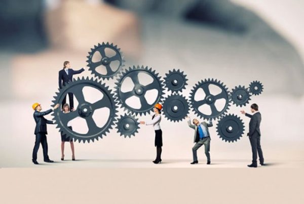 اقتصاد دانش‌ بنیان مبتنی بر مغزهاست نه آهن و سیمان